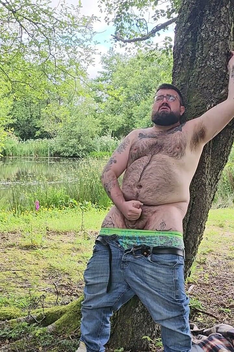 Does a Bear Cum in the Woods?