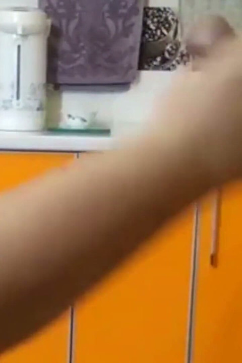 Fingering dan nyepong kontol sebelum dicrot sperma