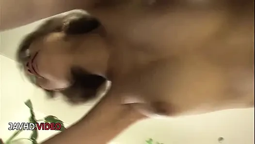 Junges asiatisches teen yui misaki genießt tiefes muschilecken und hardcore-ficken