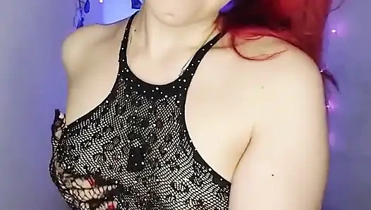 Tetanggamu yang berambut merah tersedak penismu sepenuhnya! POV