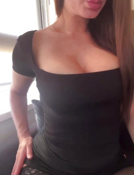 The stepmother inserts an anal plug into her stepdaughter’s anus.