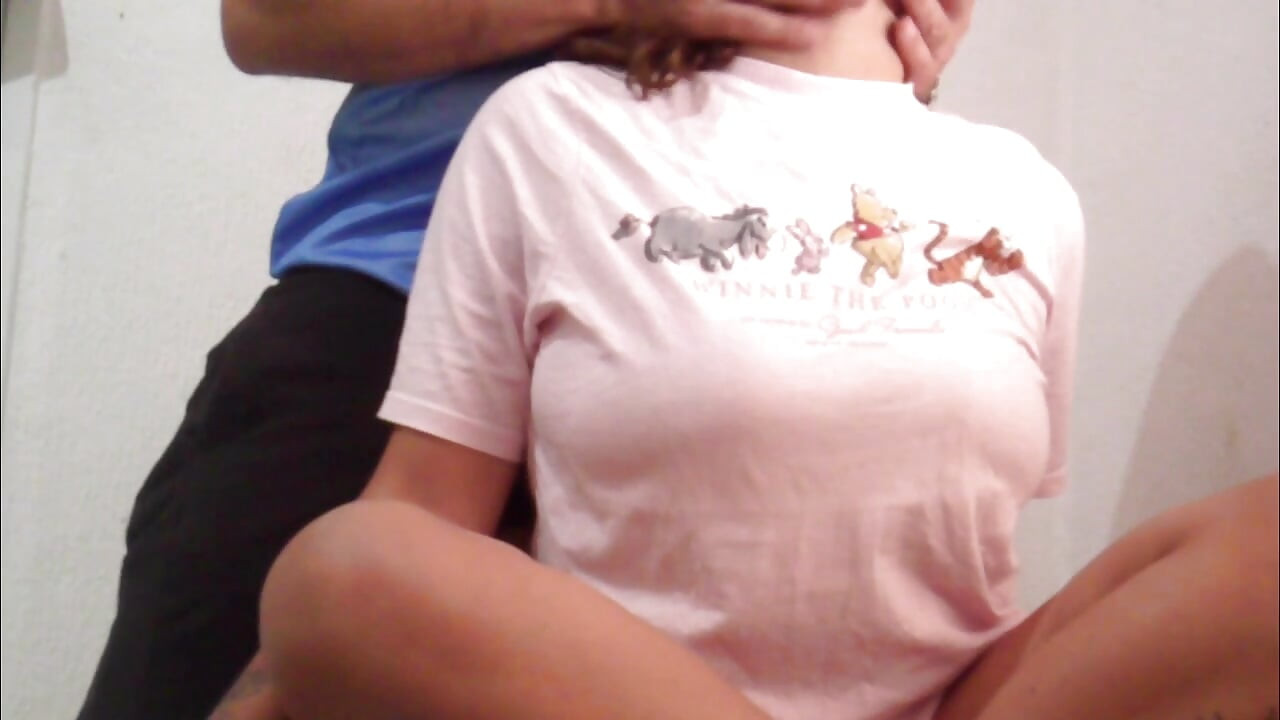 Minha enteada se sente sozinha e me chama