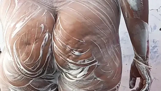 Мое обнаженное шоу с купанием