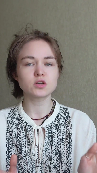 是大还是小？凯拉·斯通喜欢多大码？为什么这么大？