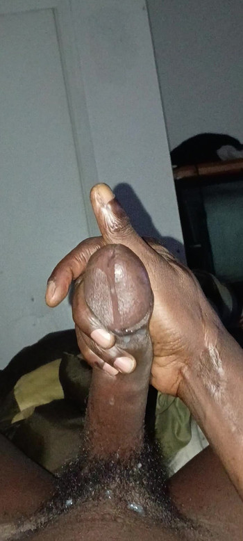 Jacking off my 🍆+8" inches of black hard wood