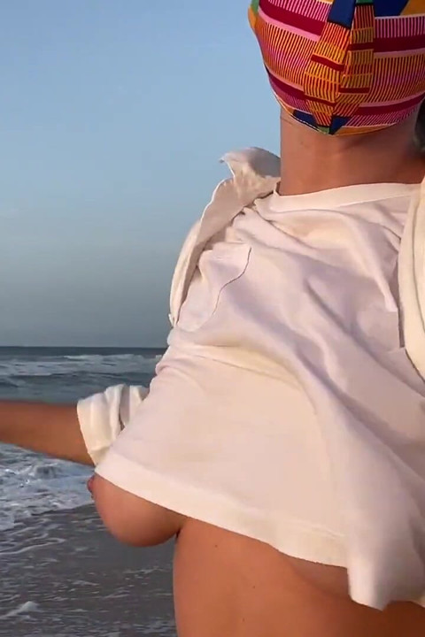 Blonde Amateur with Big Tits Is Walking Without a Bra