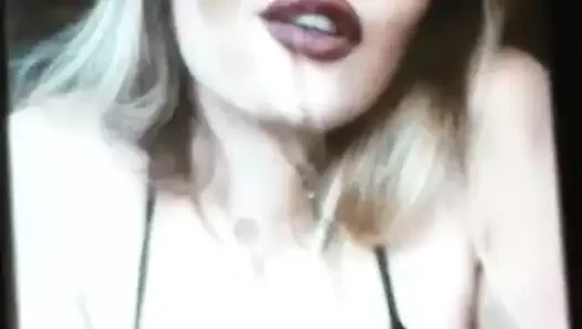 Cumtribute yes lopez mastürbasyon ve boşalmak için bu orospu gir
