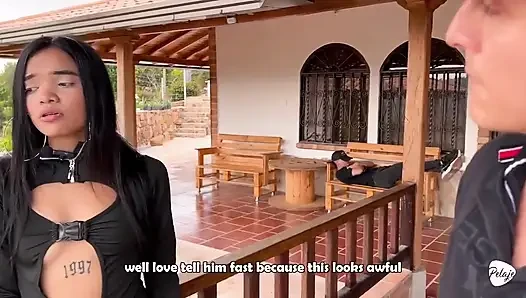 Wanita ini ngentot sama kuli bangunan gara-gara suaminya pergi bareng teman-temannya