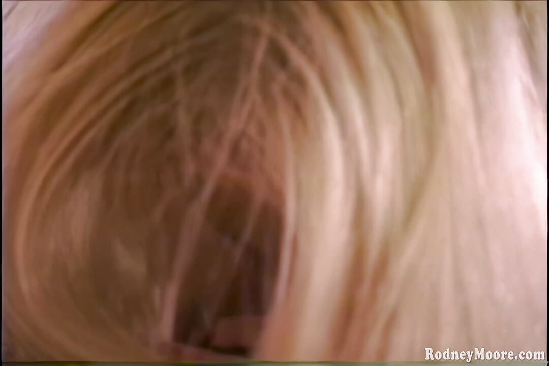 Vintage Gorgeous Sexy Amateur with Bush! 90s