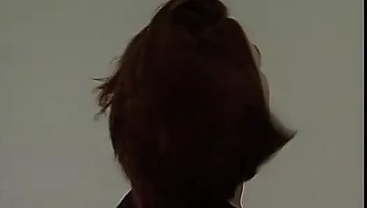 Oyuncu seçmelerinde mükemmel vücudunu göstermeyi seven Alman bir bayan