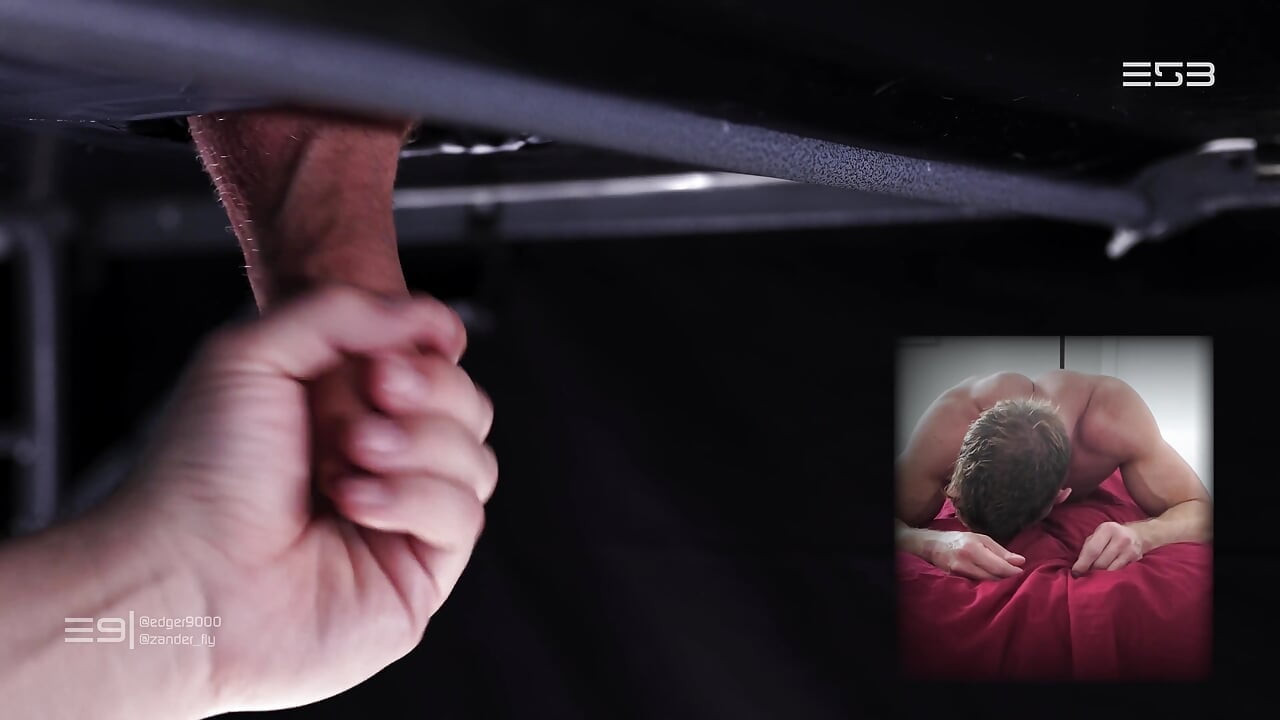 Tonton zander fly dan kanonnya yang belum disunat berdenyut saat dia menyodoknya ke dalam lubang di meja peras susuku