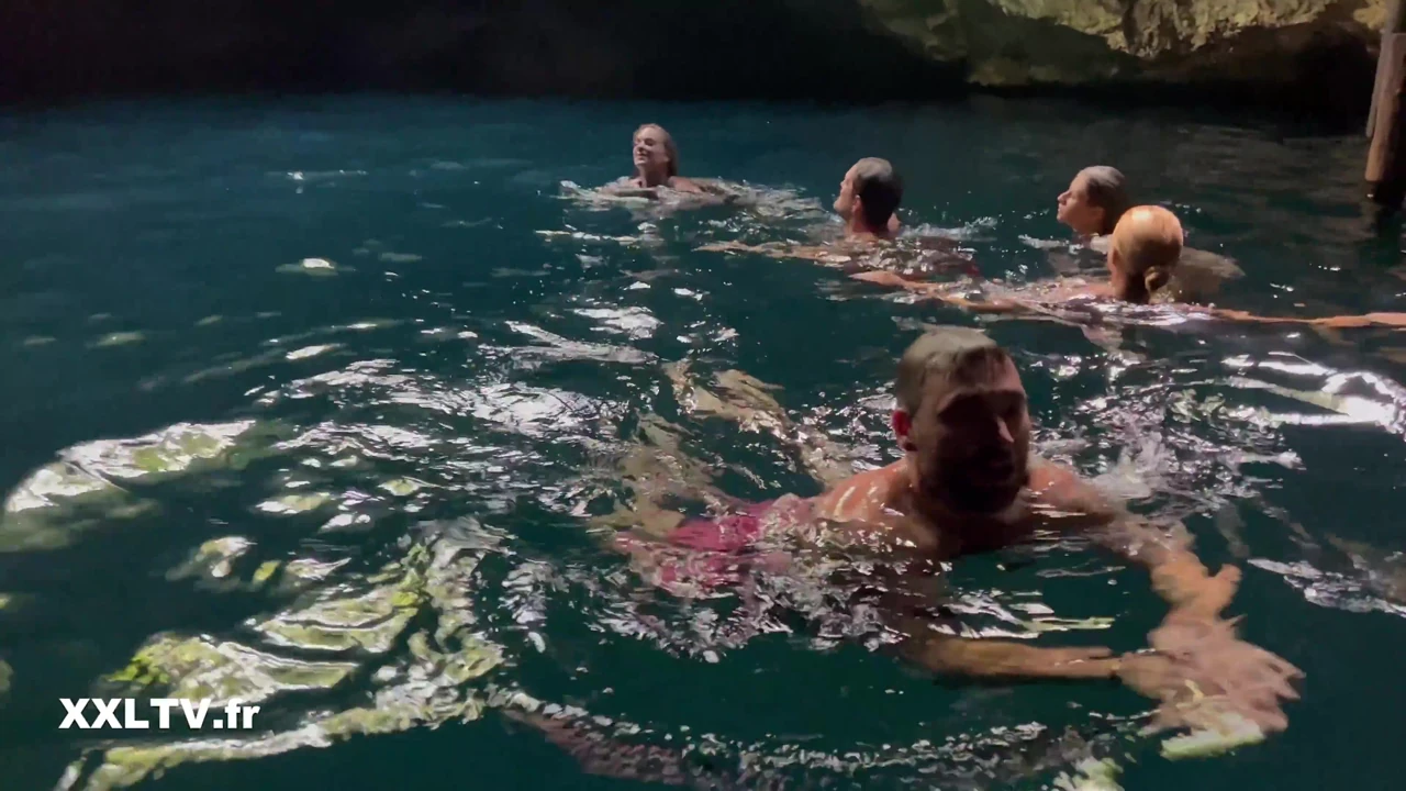 Foursome with Rebecca Volpetti and Tiffany Leiddi in Mexico