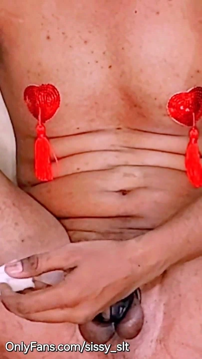 Strip Tease Nude Dance Mujra of a Pakistani Transgender Hijra for Master and Mistress