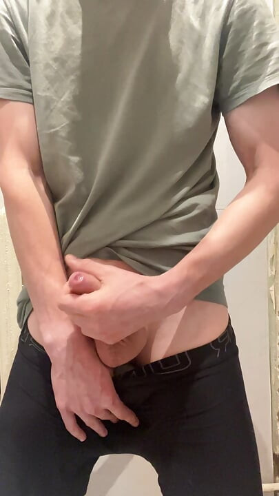 Tiny cum again