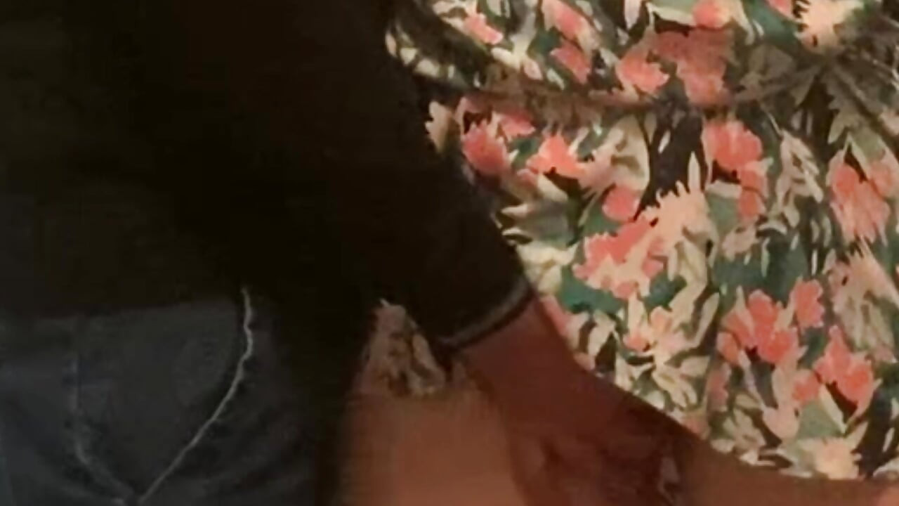 Finger Fucking Slut Milf in Subway
