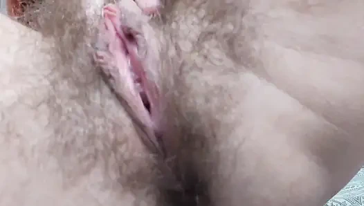 Gerieben Klitoris, Orgasmus Durch Klitoris, Heiße Mama, Behaart