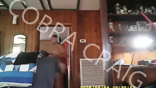 8-20-2026 derlemesi 4 Cobra Craig çıplak uzun şarkı söylüyor