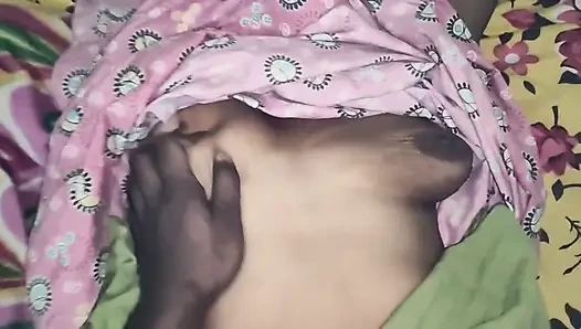 Indische dorffrau beim sex