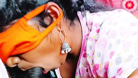 Indische Desi-sex-stiefschwester und stiefbruder ficken leider zu hause. Telugu dirtytalk.