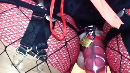 SISSY FUCKING BIG ASSHOLE WITH TOYS