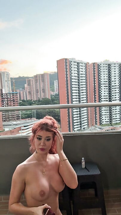 Bdi penting atlanta moreno aur yeniphar chaakn ke saath lesbiyan seks men badal jaati hai