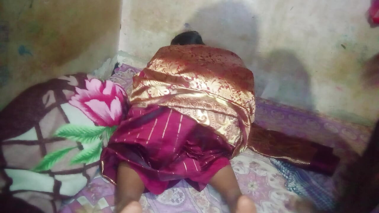 Чоловік і дружина, повне сексуальне відео на хінді