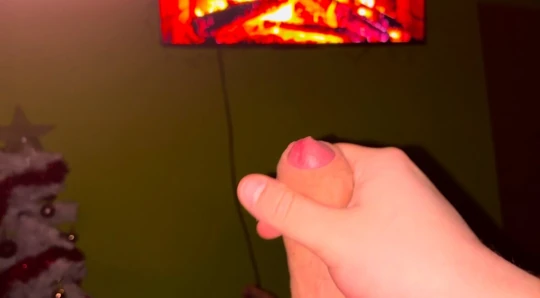 Slovak porn video – Blowing My Load by the Fireplace TV
