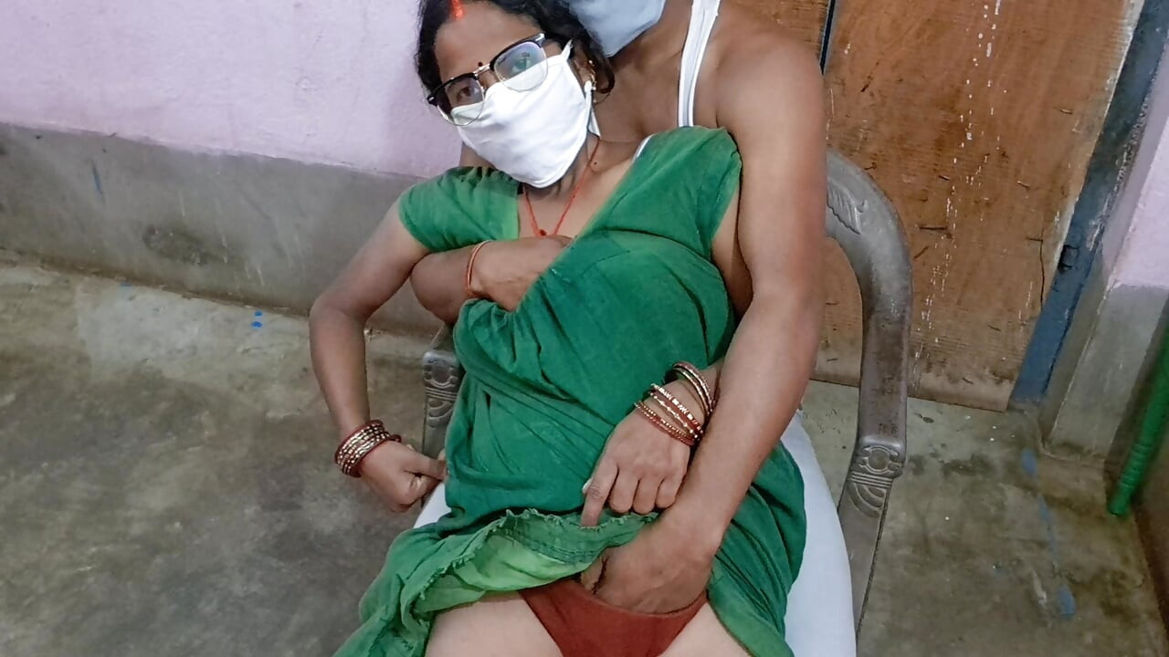 Desi village chachi se jebe