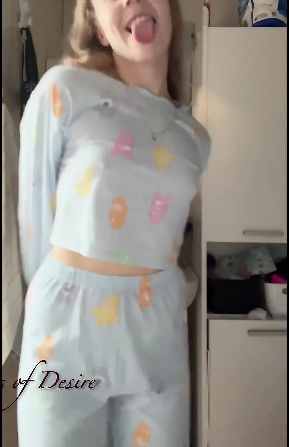 Perfect Teen Striptease