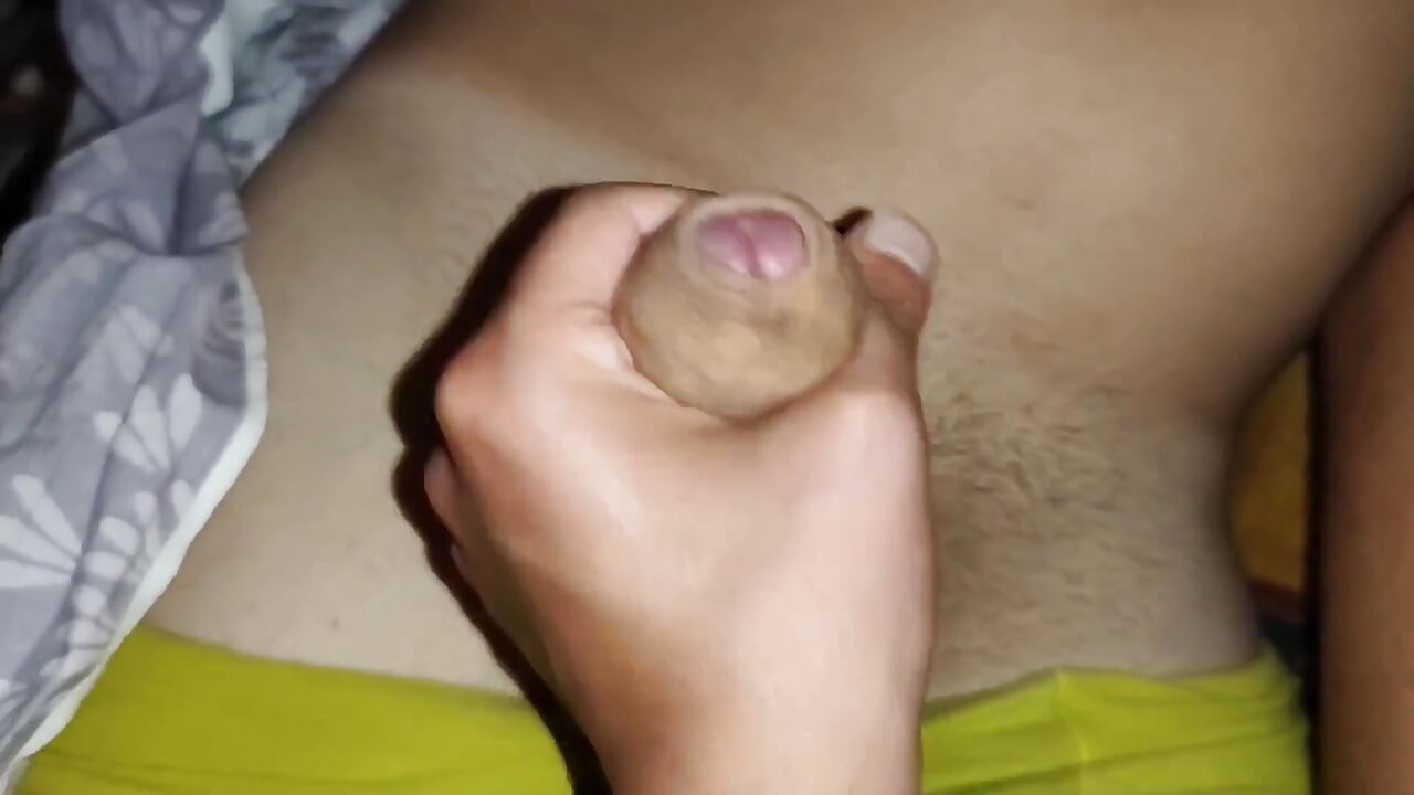 Horny Twink Jerks off His Hot Stepdaddy's Dick