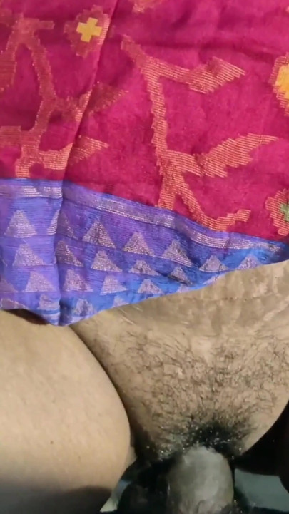 Barnali bhabhi ne siraj ki bara  ko chus Diya and jor jor se chudai ki | Clip 1