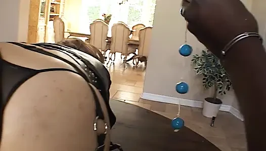 Ahegao sabbernde orgasmen - reife schlampe squirtet überall