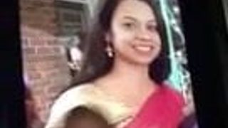 Wichsen zu meiner heißen indischen älteren Schwester Bengalirandi Didi