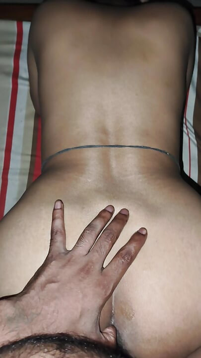 오늘 밤 더 아름다운 엉덩이 대물 자지 남편 따먹기