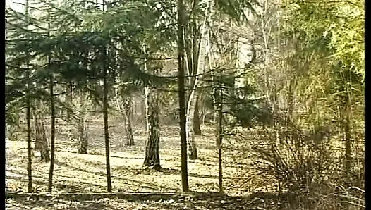 Alman kapılarının arkasında özenle sikiliyor