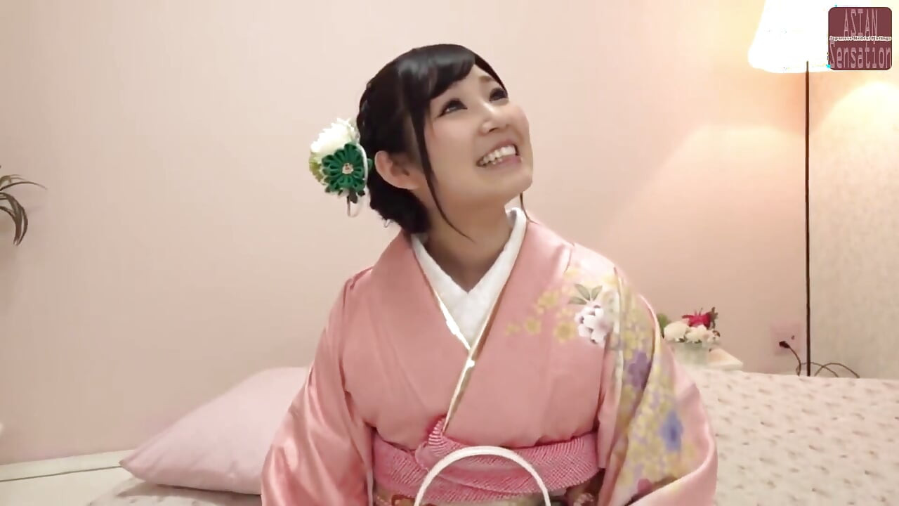 Shy Kimono Beauty Picked up and Introduced to a Thrilling New Kind of Pleasure - Chapter4