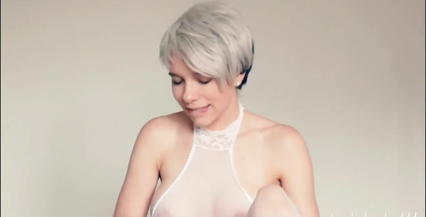 Short Hair Shagging