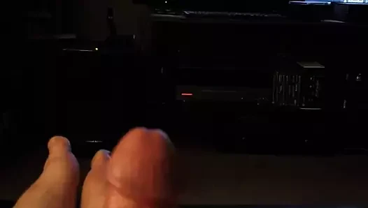 fullheavy'nin kedi okşayarak