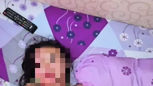 Crot memek pacar indo