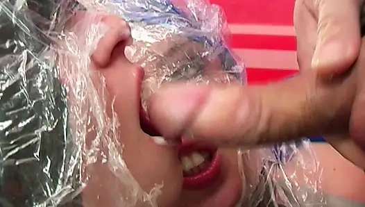 Seks threesome hot bareng cewek-cewek sange yang super hot!