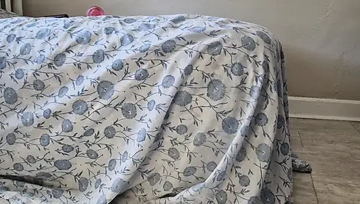 File külotlu amcığını pirsingli mastrubation