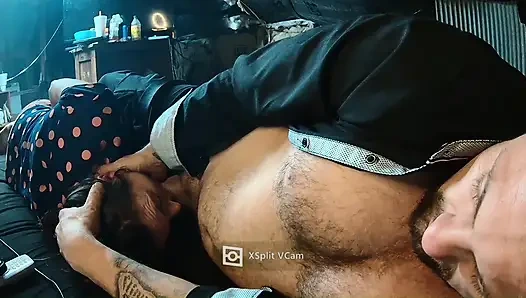 Mulut istri nakal dientot habis-habisan