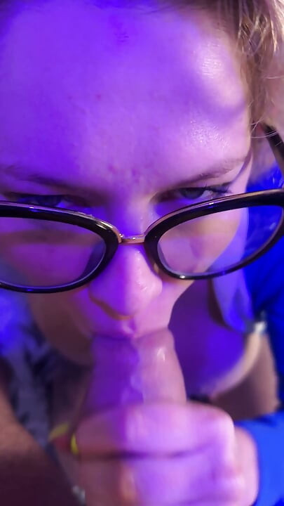 Insanely Sloppy Deepthroat BJ From Live Show - Throatfucked & Facial