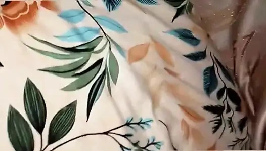 Bu guru nakal ini ngentot memek sempit muridnya sendiri sampai dia puas