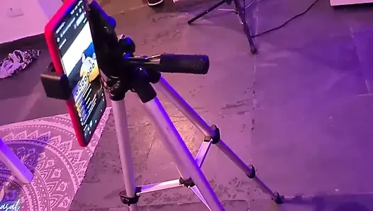 Mutlu koca: Orospu sürtükümü internette gösterişini izlerken sertleşiyorum!