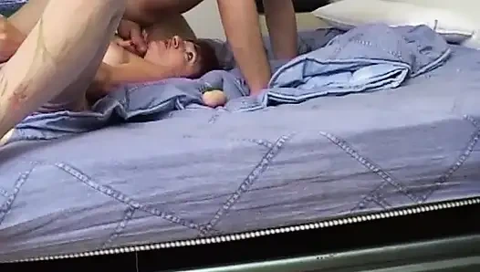 Schmutzige milf sehnt sich hart nach schwänze