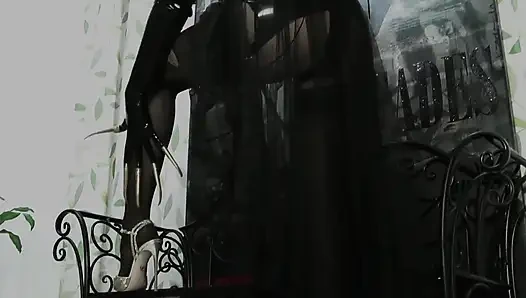 I'm the most expensive mindfuck addiction