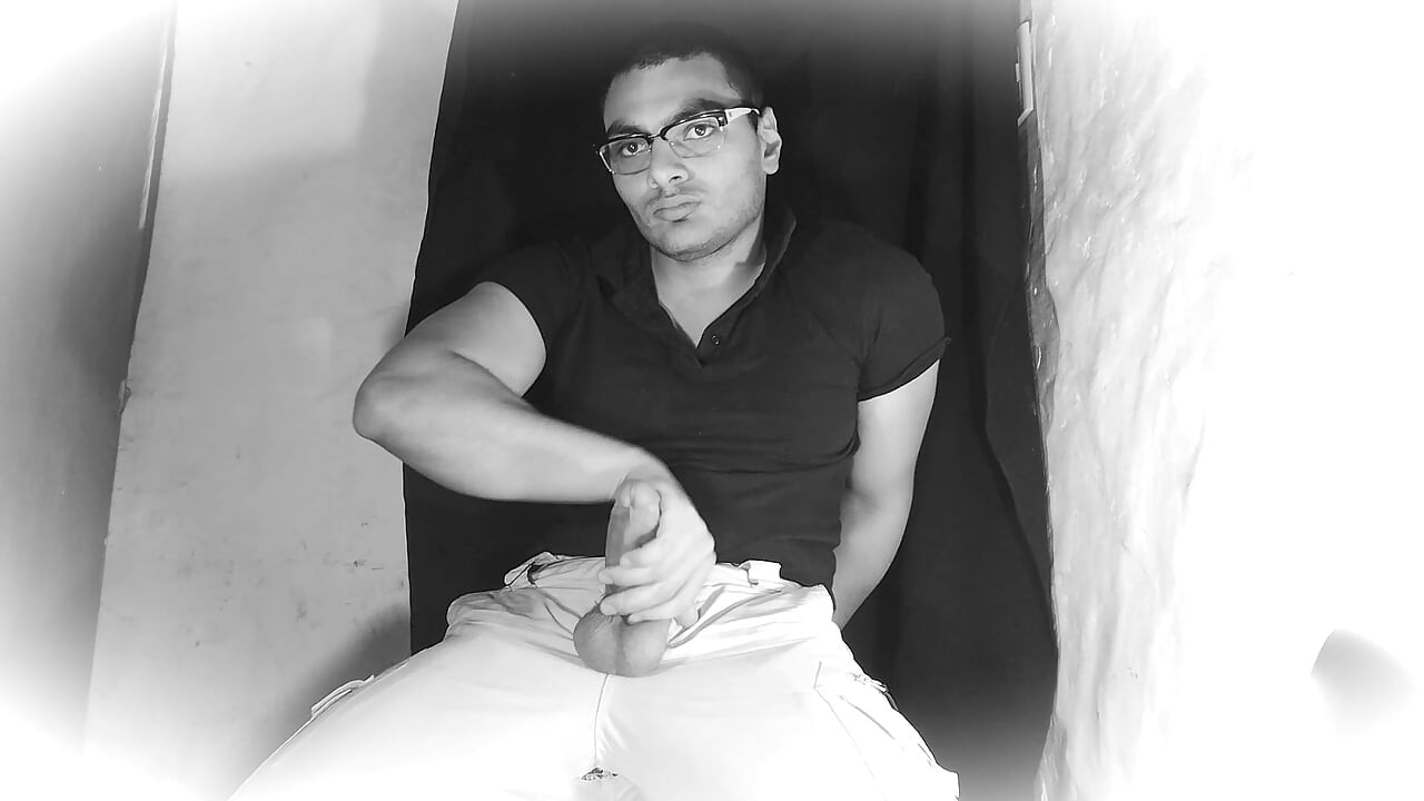 Sexy Gentleman Number One - Playing, Rubbing a C-80 Guitar with Penis - 18 Centimeter Penis Masturbation to Finish