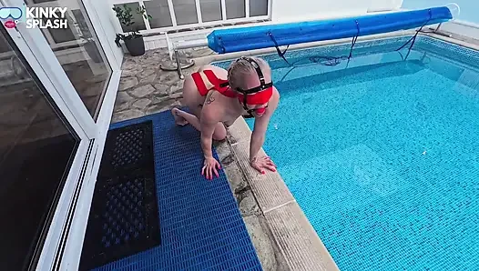 Sualtı boyun eğme topu öğürme ve gözleri bağlı av