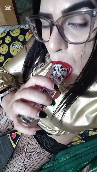 Milfs shemale With a rich ass